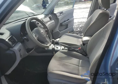 2012 Subaru Forester 2.5X Premium из США, поврежденный, VIN JF2SHADC2CH425237